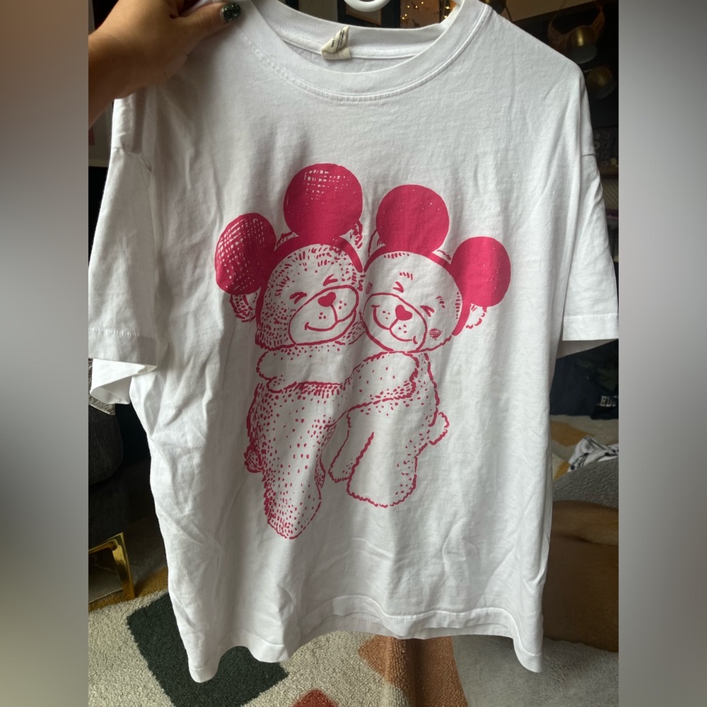 Subtle Dust Park Bears Tee
